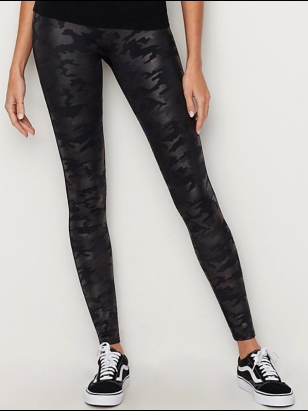 Spanx Faux Leather Camo Leggings Size XS